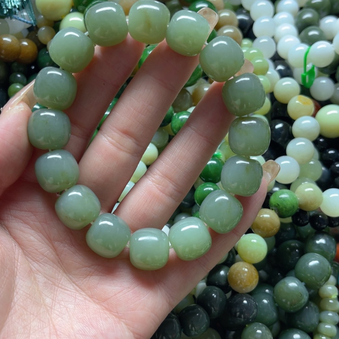 和田玉手链未镶嵌