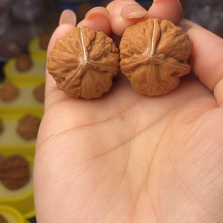 吊坠文玩核桃奔奔