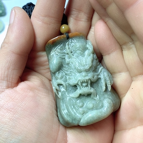 翡翠颈饰未镶嵌蜡**辛天然缅甸翡翠a货