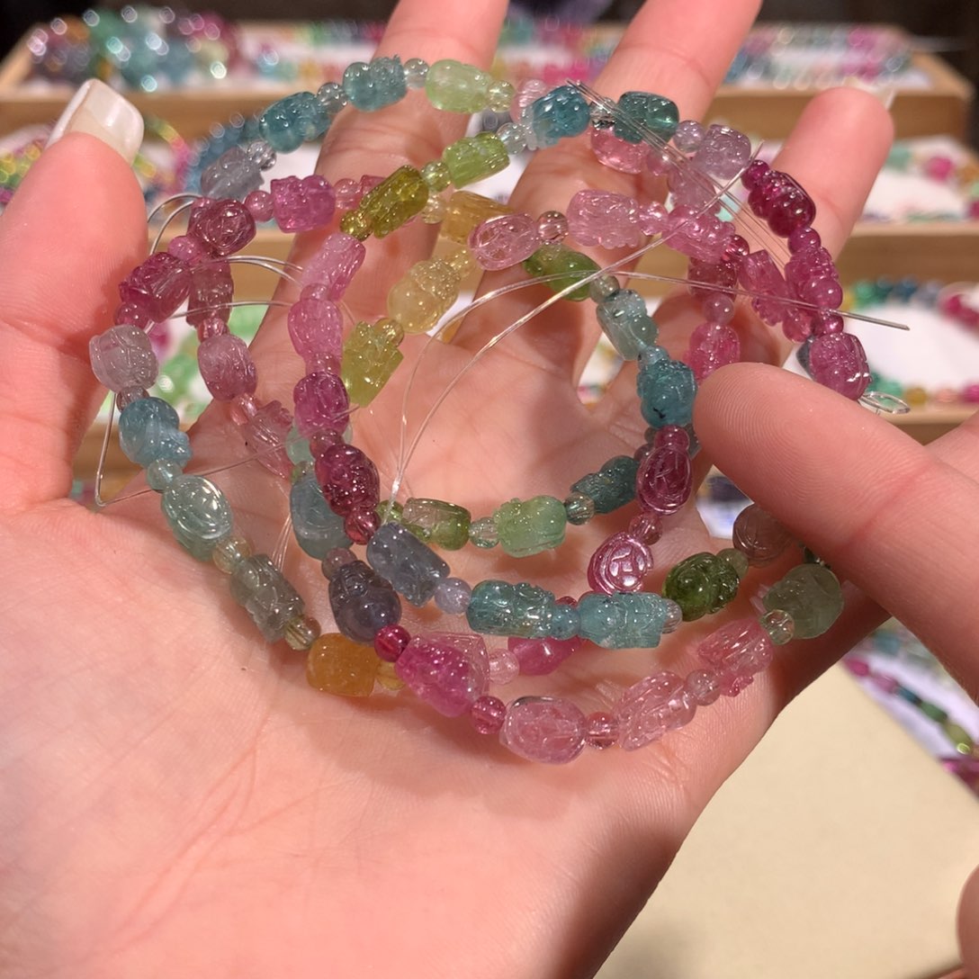 碧玺多样性发货一件未镶嵌