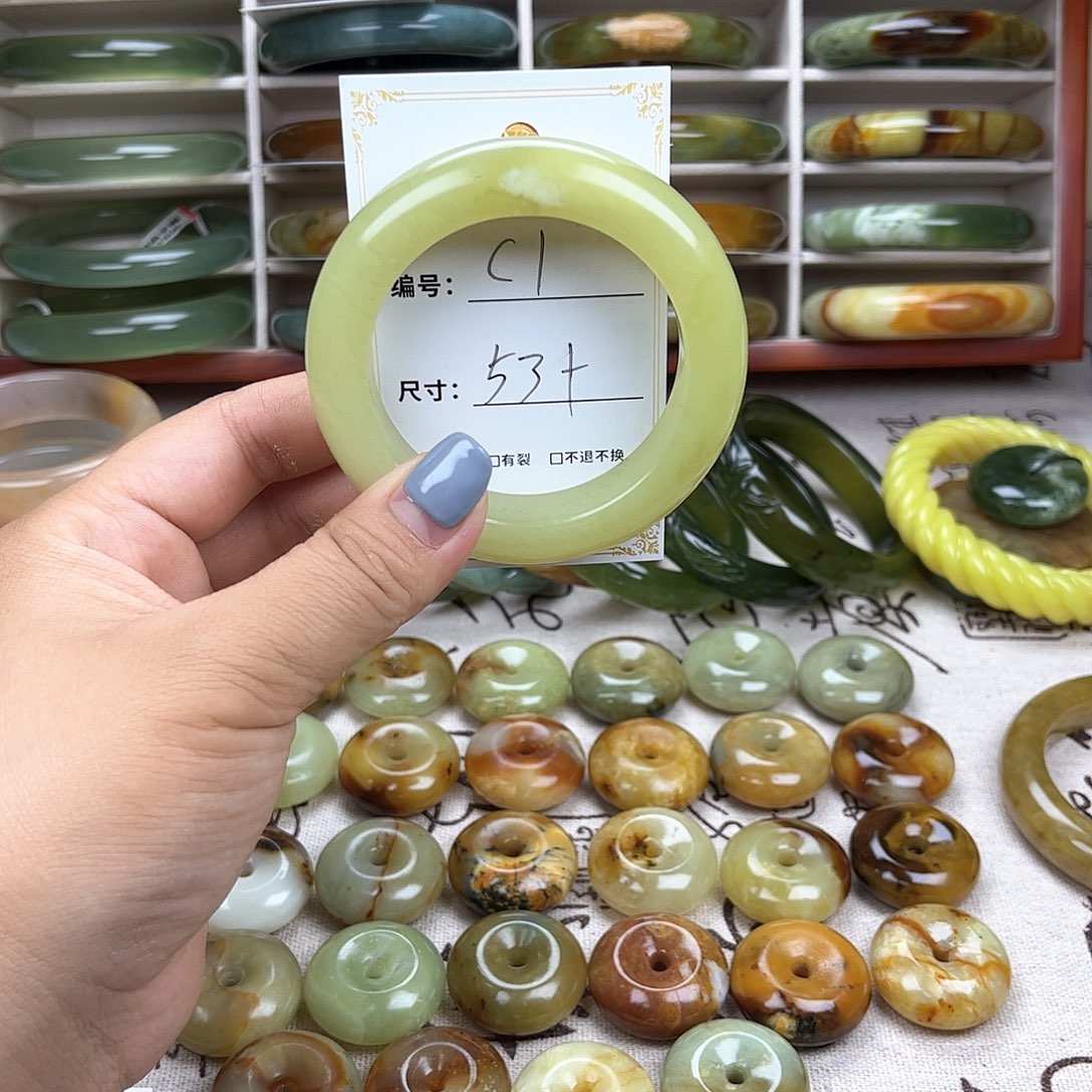 蛇纹石玉手镯未镶嵌❄️***