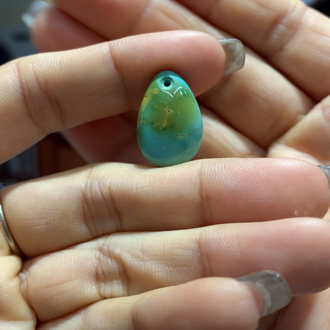 绿松石配饰未镶嵌
