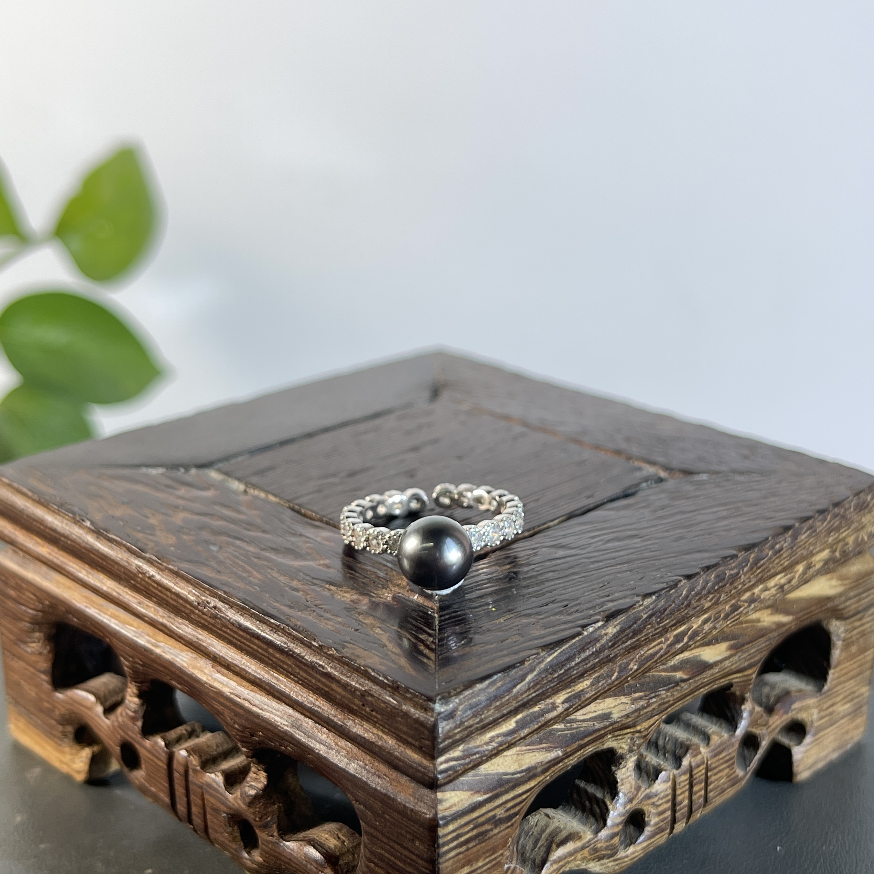 JSW26-25     s925银镶珍珠戒指