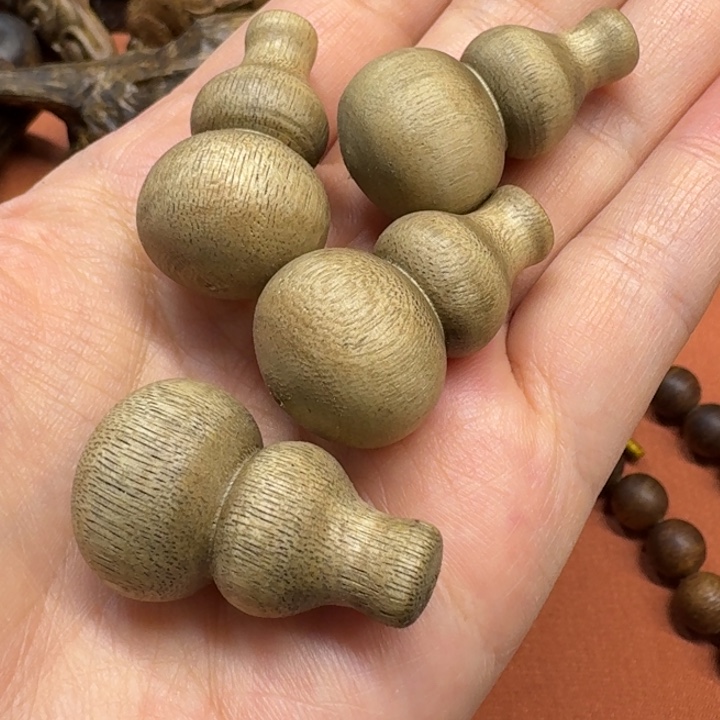 沉香沉香木制品馨安居沉香定制款发其一