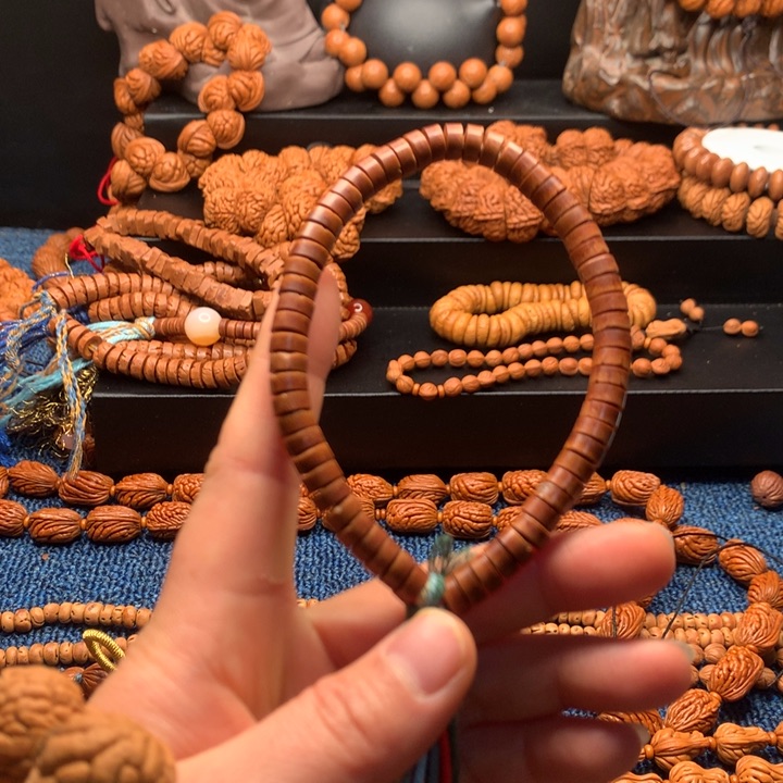 假*风桃核核壁。      