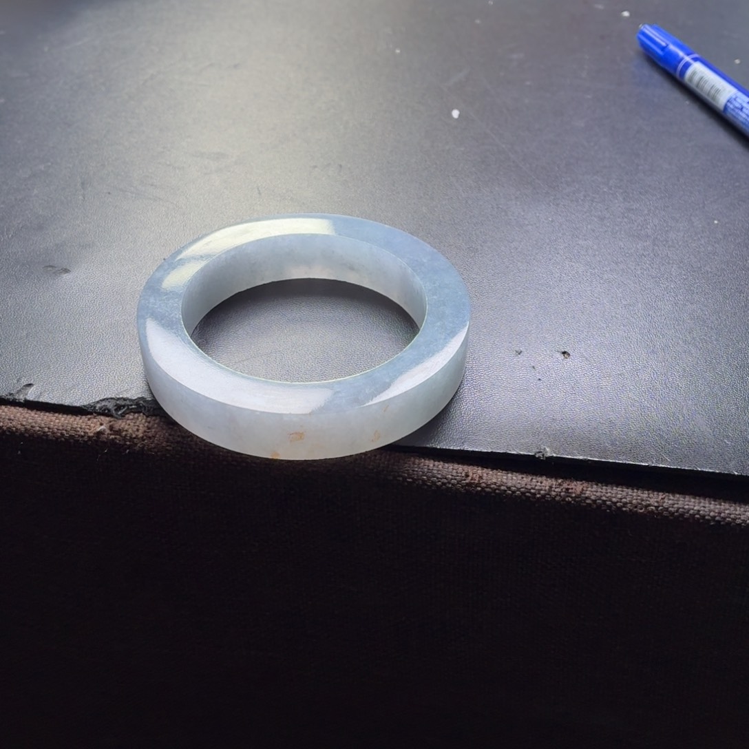 断***魂定制翡翠未镶嵌翡翠手镯