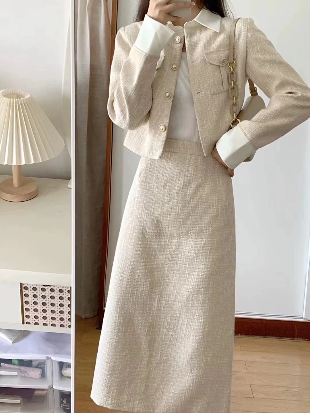 2025年早春季新款女装小香风套装裙盐系穿搭轻熟高级感两件套韩剧