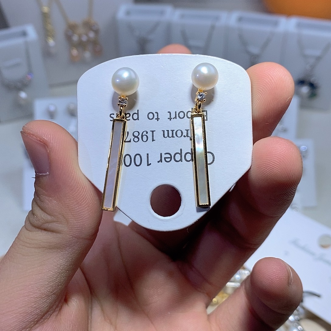 银S925镶嵌耳饰淡水珍珠