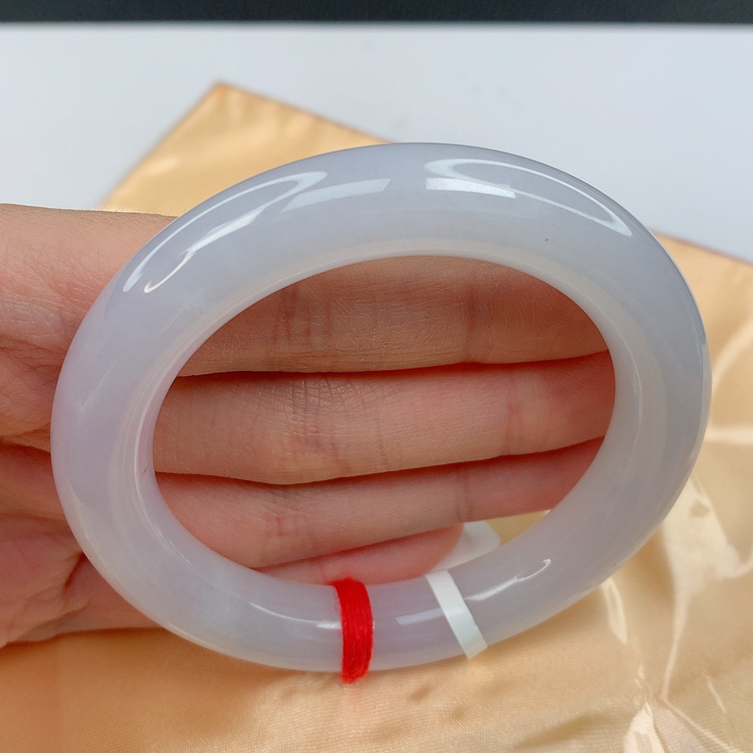 翡翠手镯未镶嵌54.5胖圆条