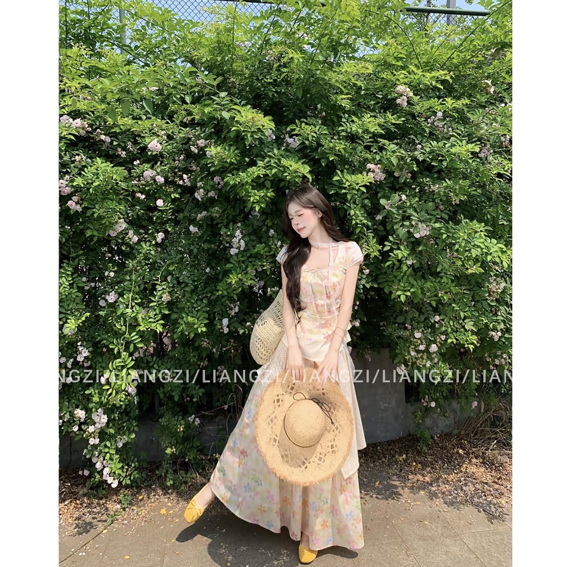 夏日绝美小裙子出游多巴胺穿搭一套海边度假风温柔连衣裙甜妹套装
