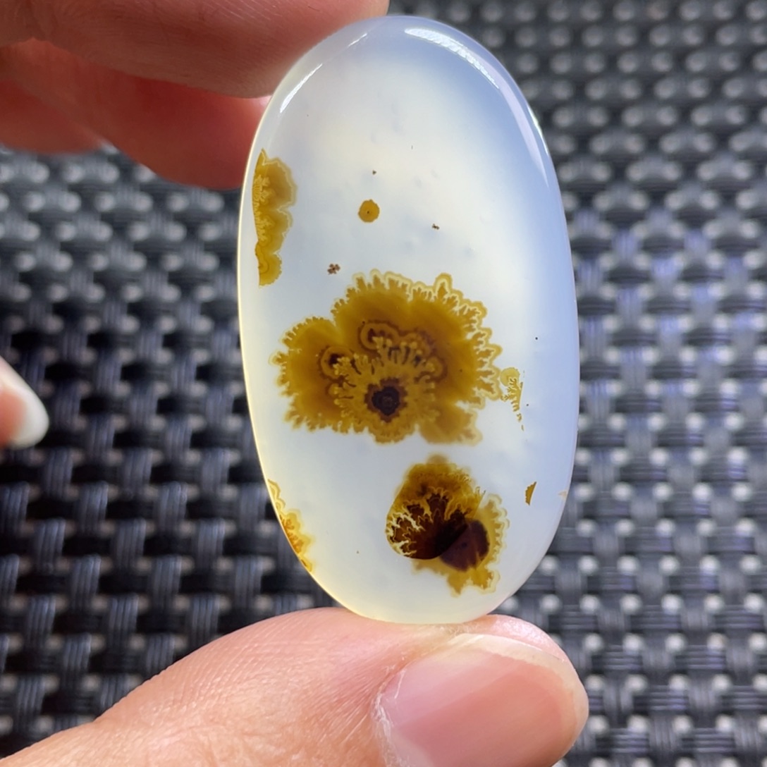 未镶嵌颈饰玛瑙/玉髓农****史