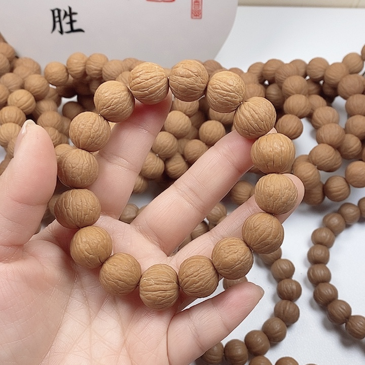 猴头核桃吊坠14mm风羽