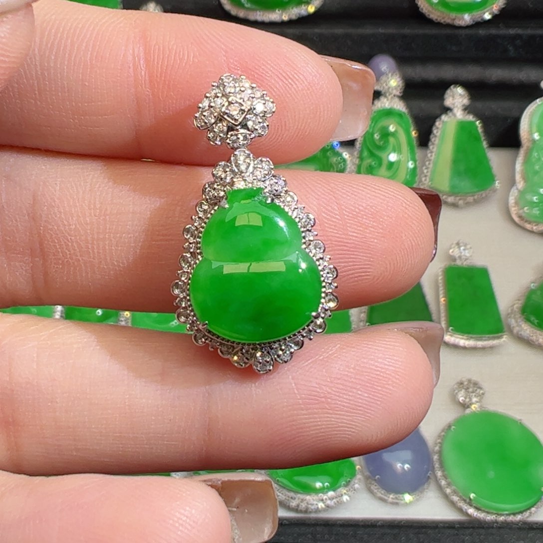 翡翠18K金镶嵌吊坠(不含链)