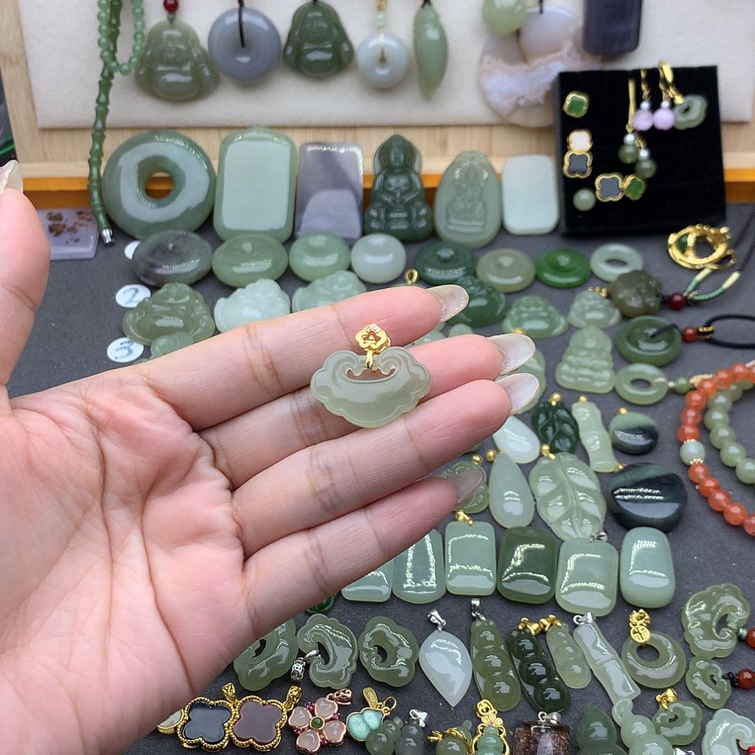 和田玉吊坠(不含链)银S925镶嵌