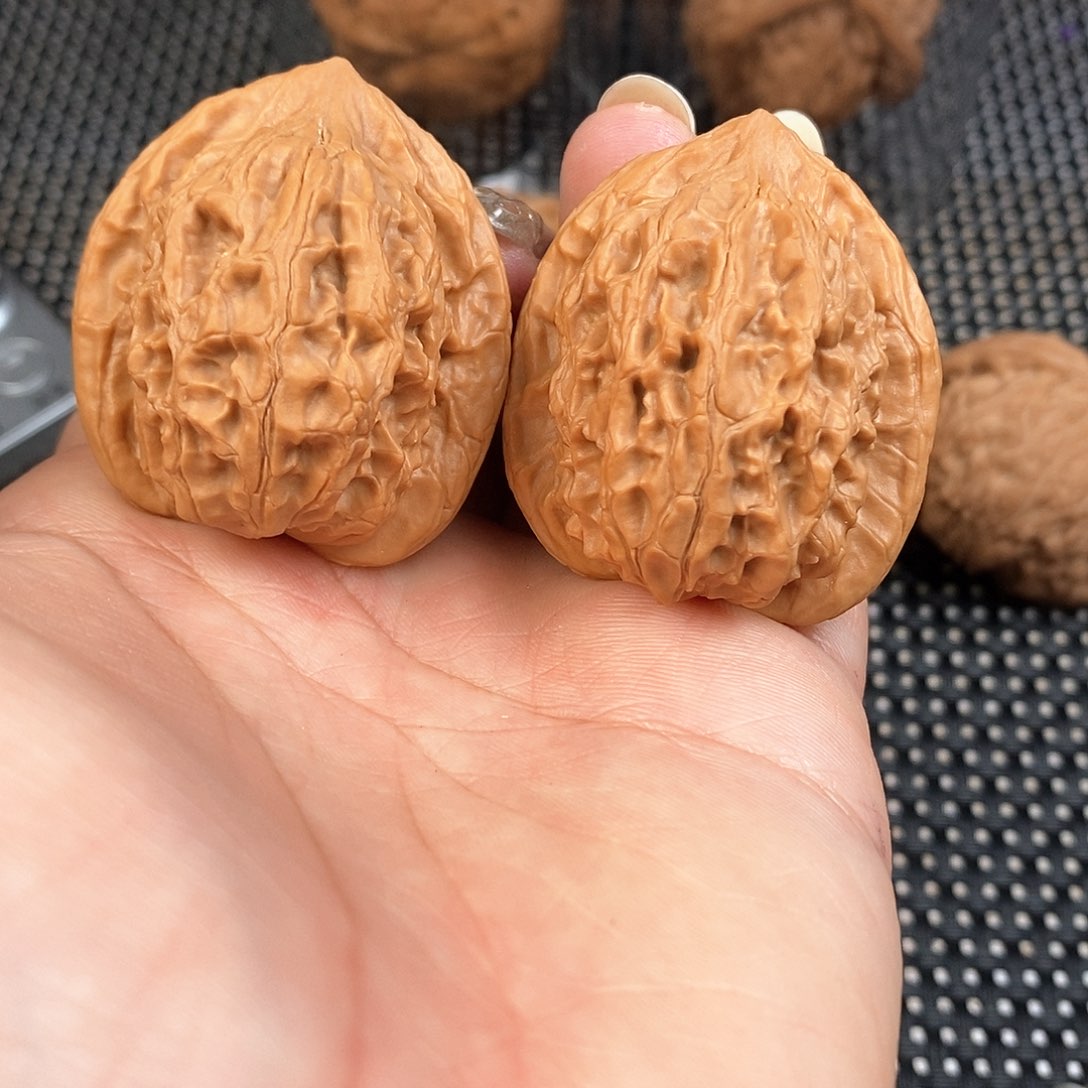 文玩核桃把件37尺野生果