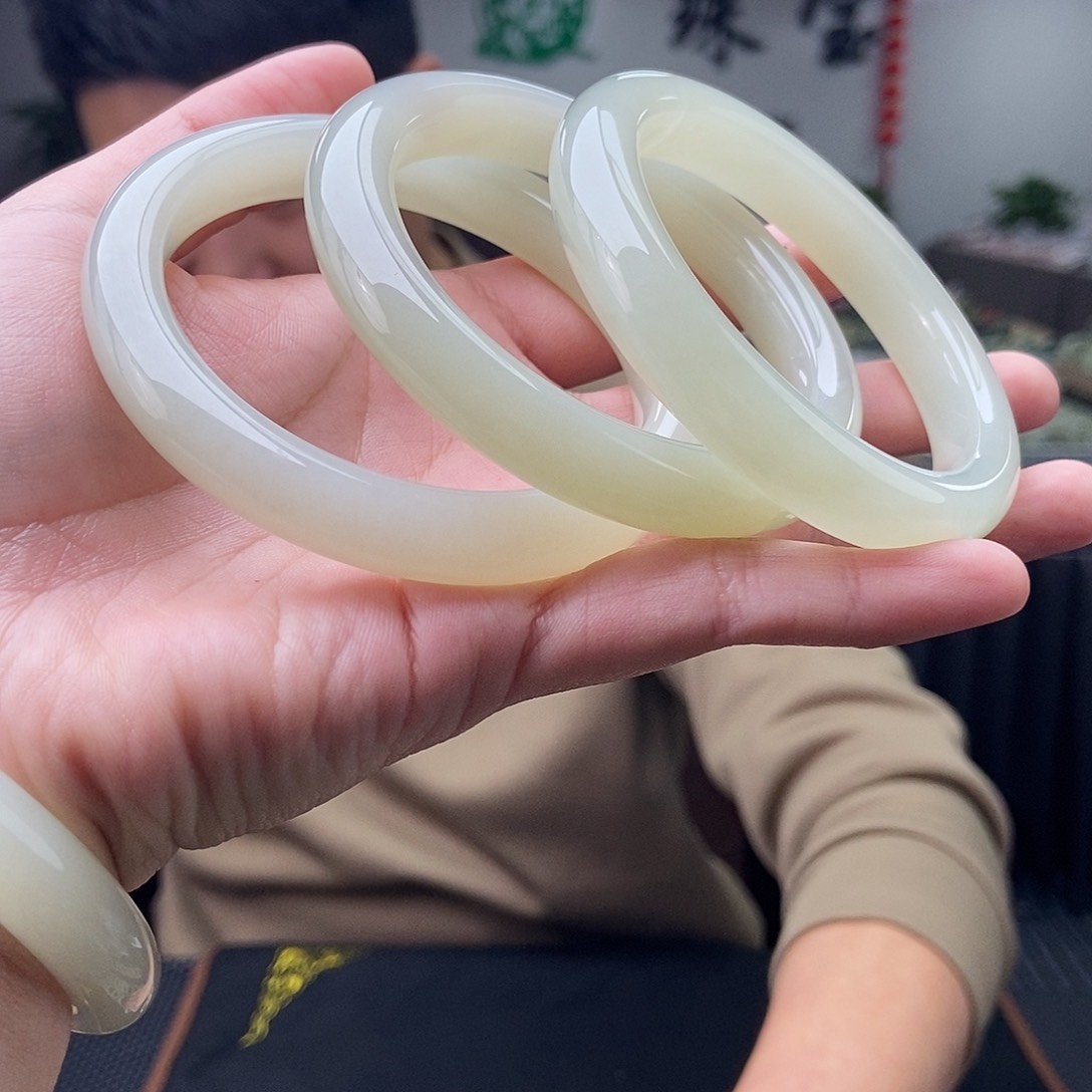 和田玉51-62颜色多样性发拍一发一未镶嵌