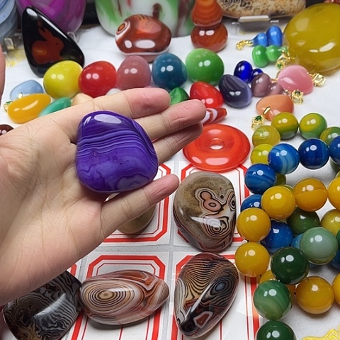 玛瑙/玉髓颈饰未镶嵌