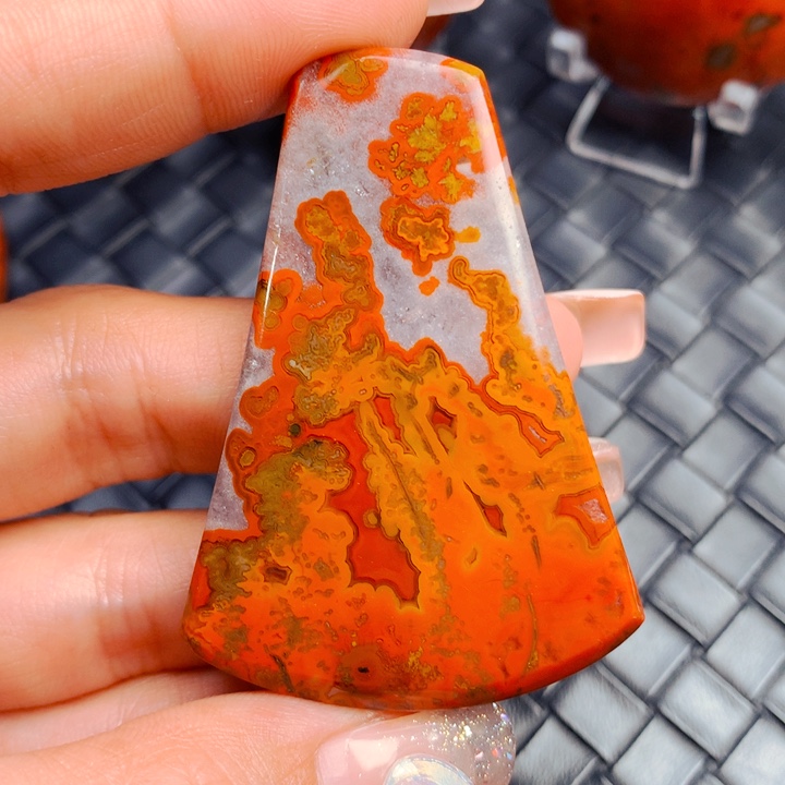 玛瑙/玉髓颈饰未镶嵌择****务