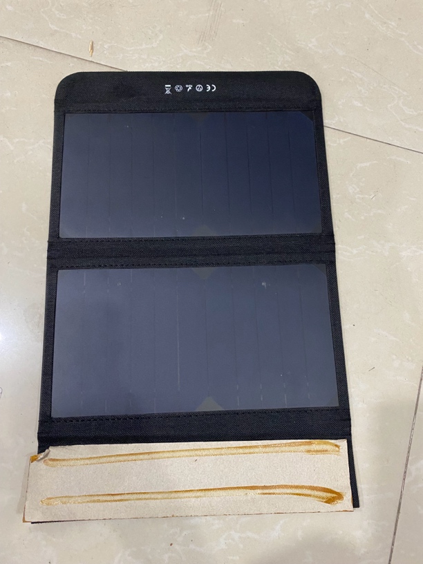 178库存2折叠太阳能光伏板（瑕疵介意勿拍）