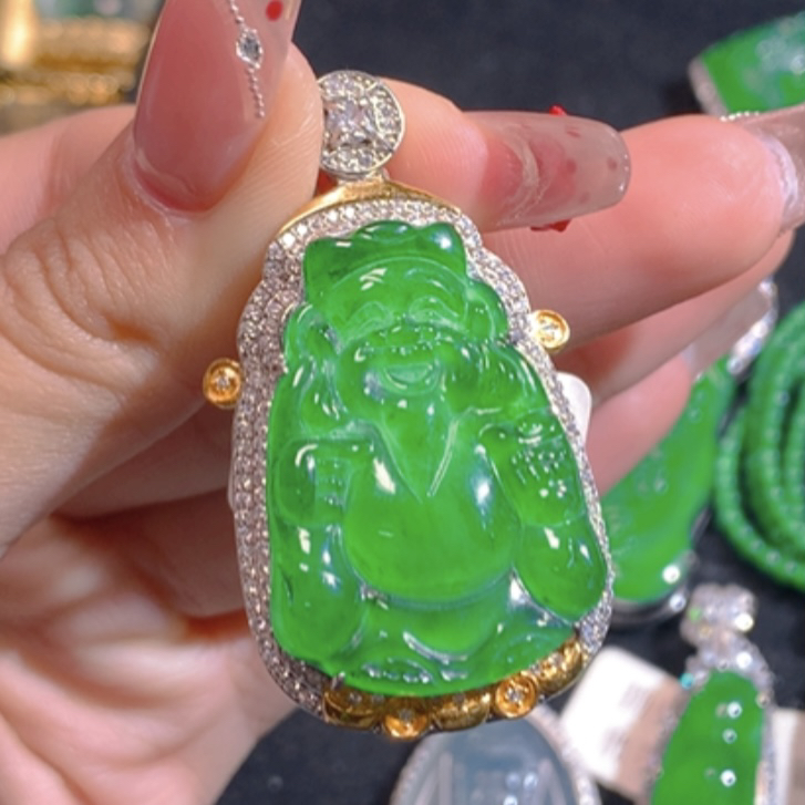 天然翡翠A货吊坠