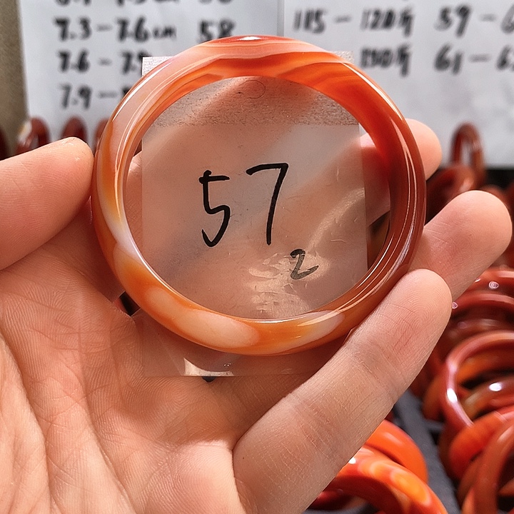 玛瑙/玉髓手镯未镶嵌