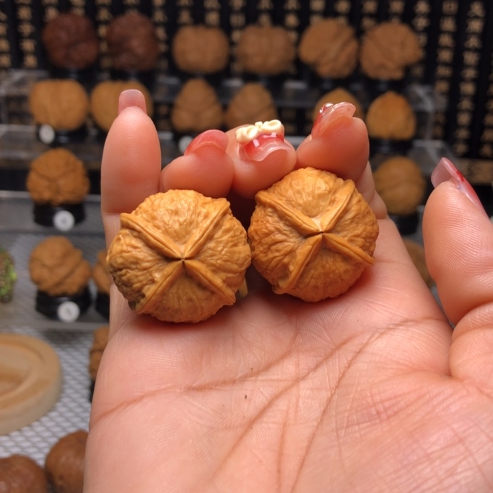 橄榄核吊坠三*50小四喜四楞