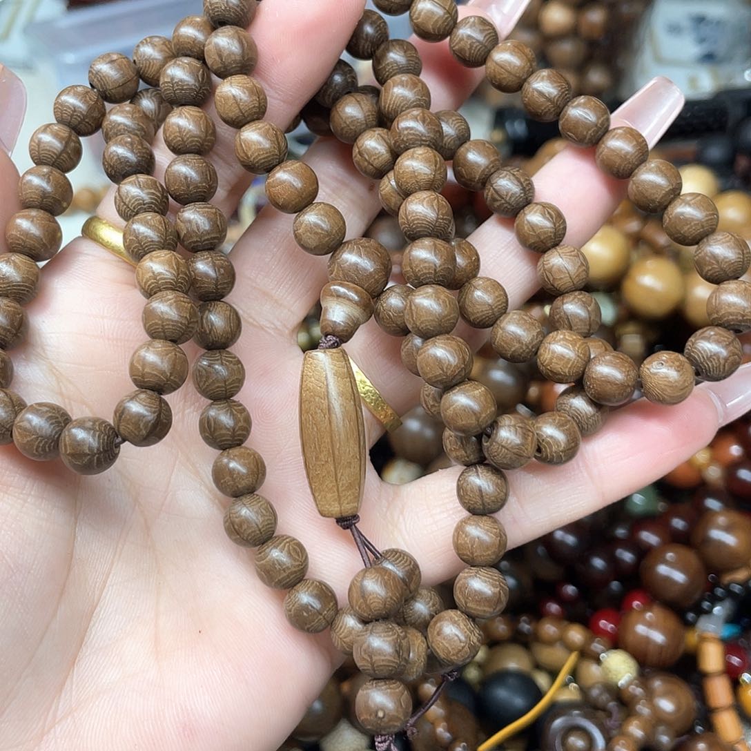 维腊木（绿檀）无事牌