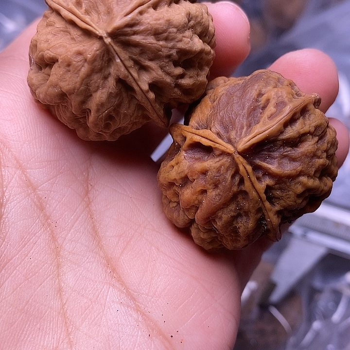 文玩核桃吊坠  89