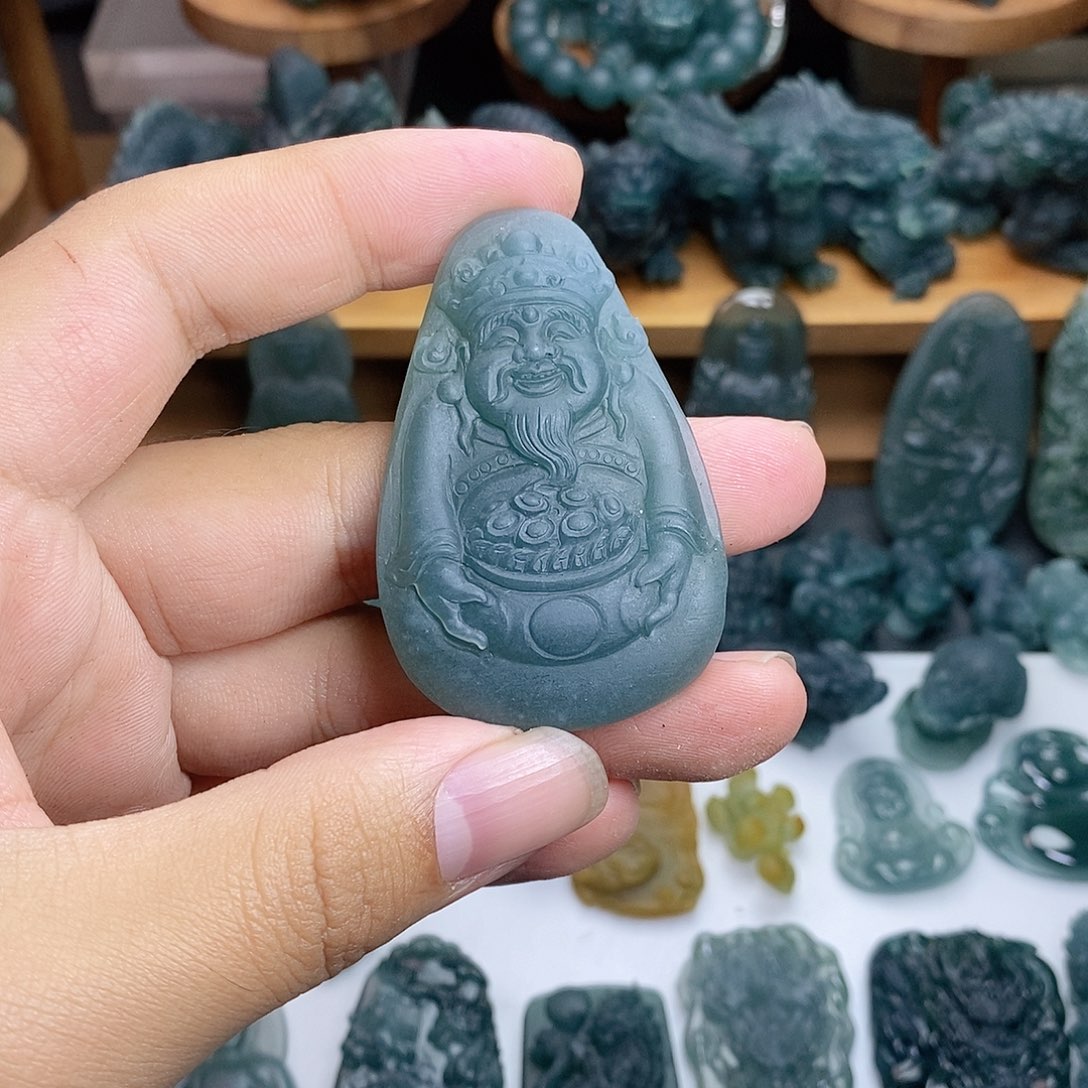 汝***草定制翡翠未镶嵌财神