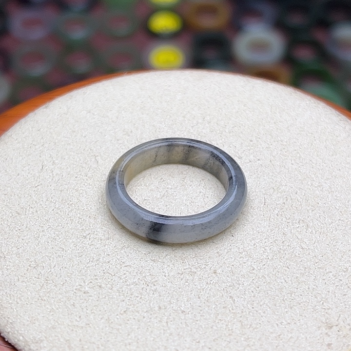 和田玉戒指未镶嵌16.9内径14圈山水墨画