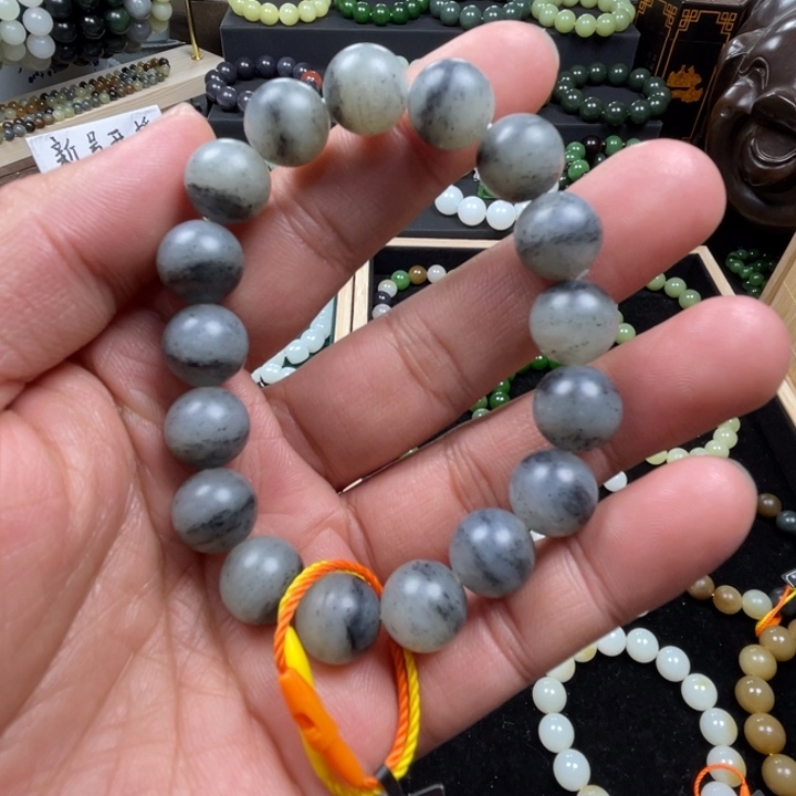 和田玉手串未镶嵌