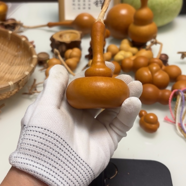 *****天然手捻老皮葫芦
