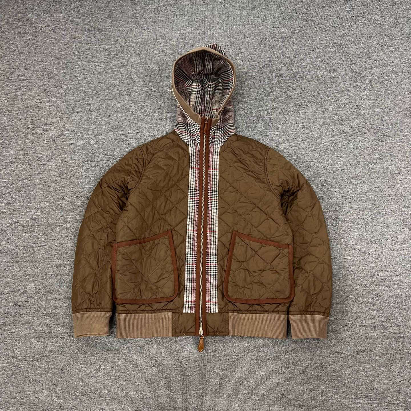 99新 AMIPARIS Burberry 棕色 棉服 M码