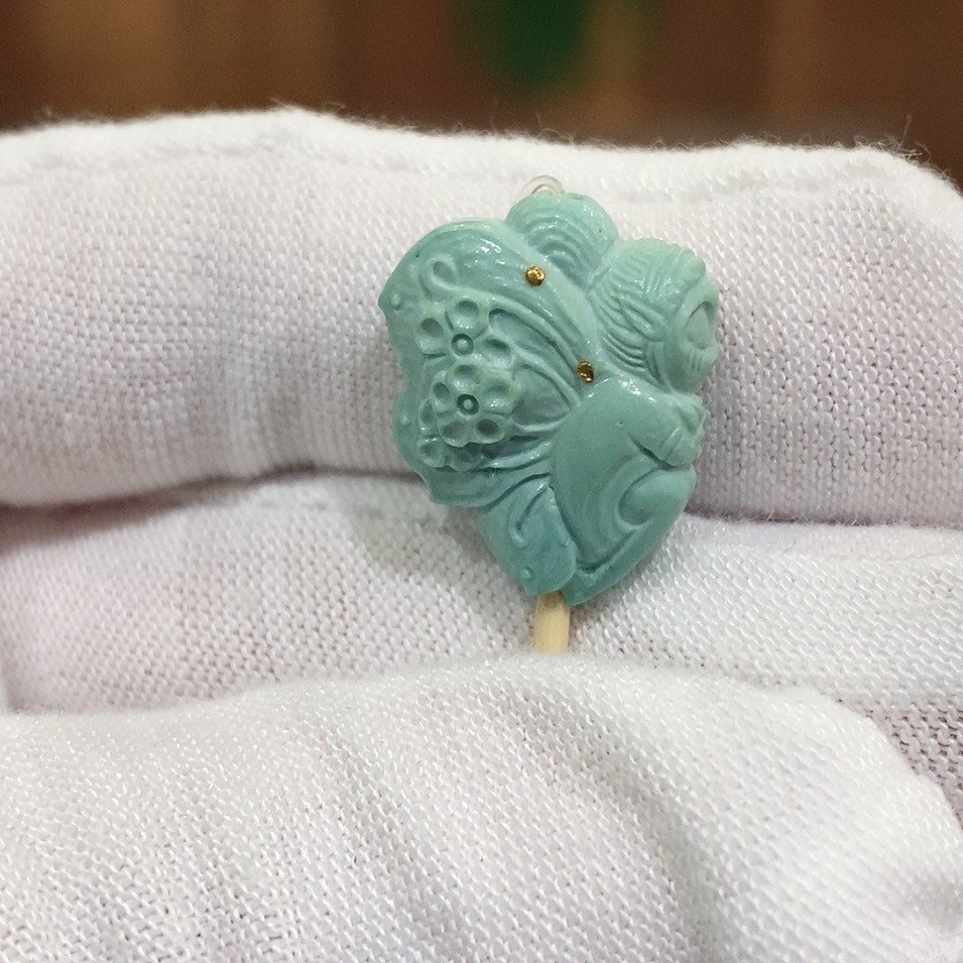 绿松石未镶嵌珠宝奇石