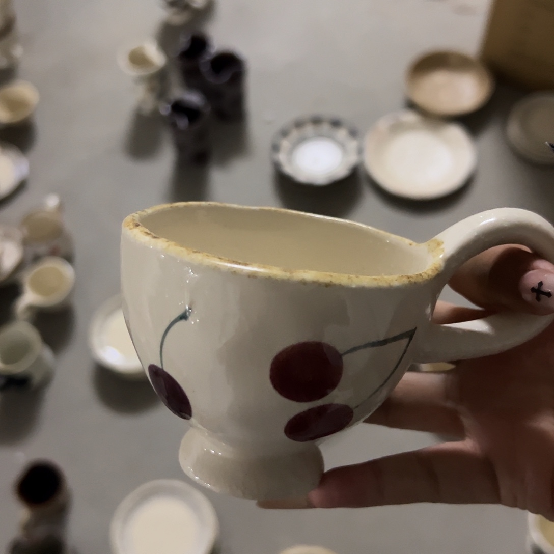 搪瓷微瑕樱桃小高脚一个