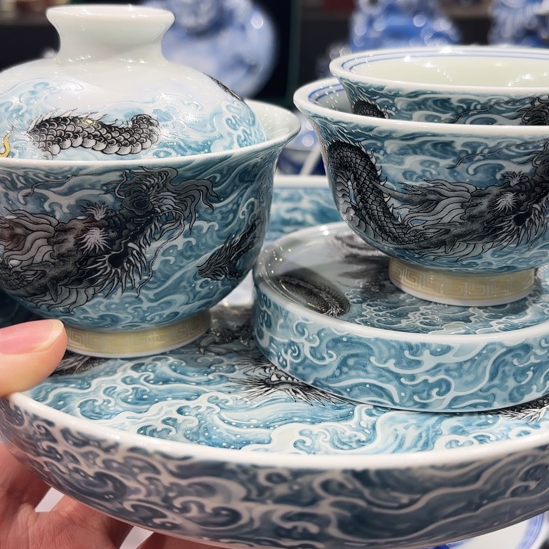 瓷片景德镇美术出版社