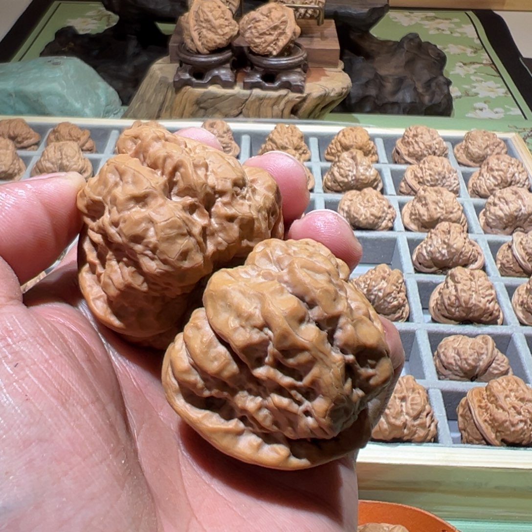 风***衢菩提籽类文玩核桃蛤蟆头