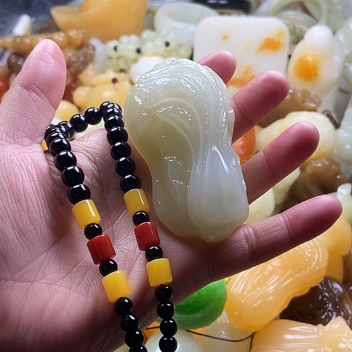 完全开放手把件白菜