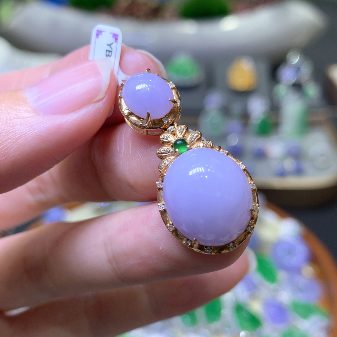 【闪购商品】翡翠颈饰18K金镶嵌翡翠吊坠项链