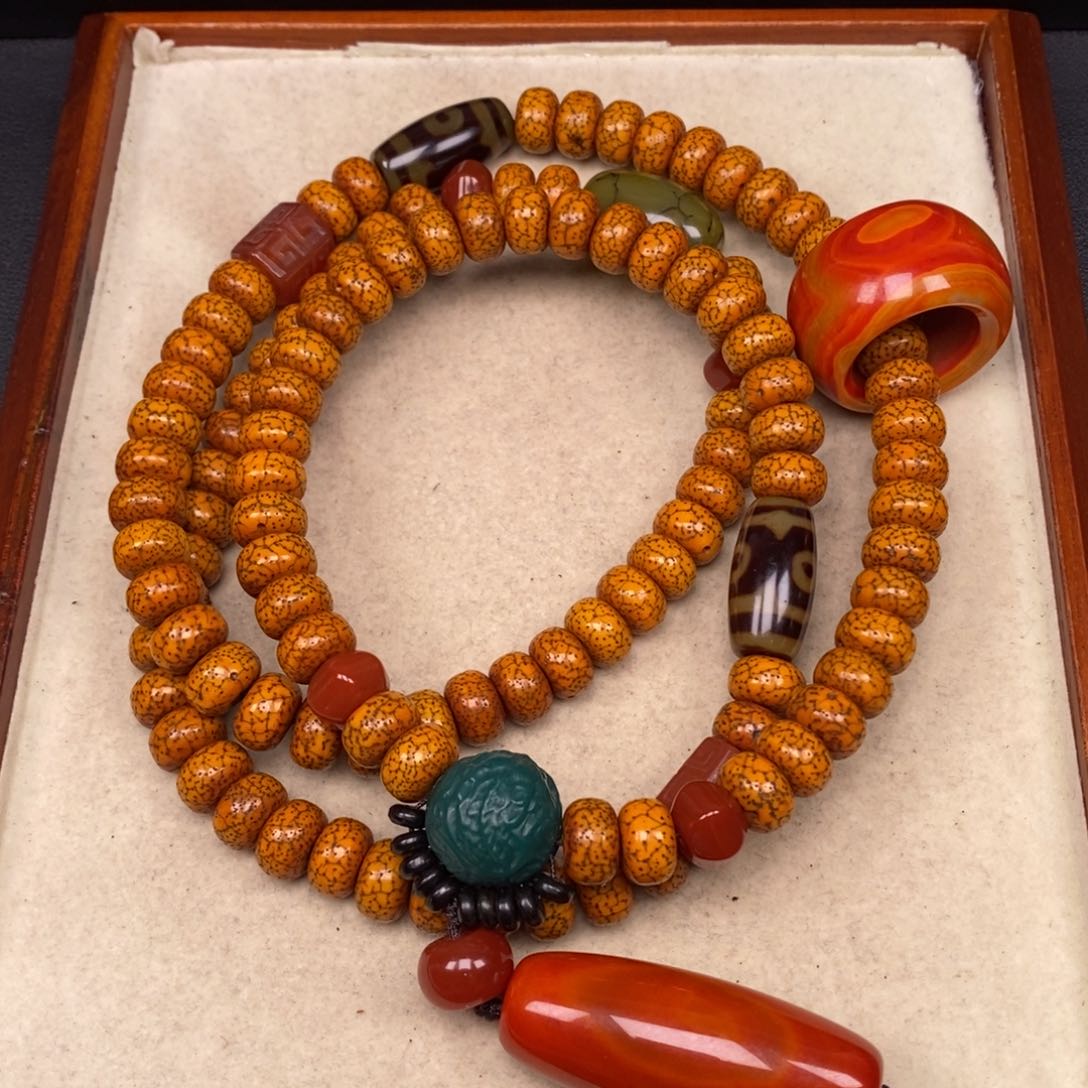 吊坠星月菩提好**习