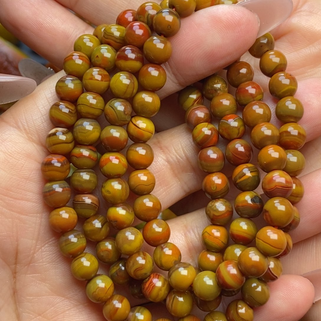 玛瑙/玉髓颈饰未镶嵌战国红