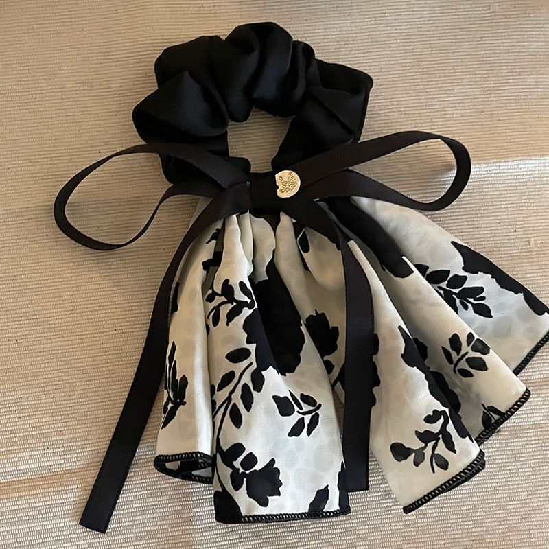 飘带蝴蝶结大肠发圈女新款复古高级感头绳温柔头饰女头发专用头花