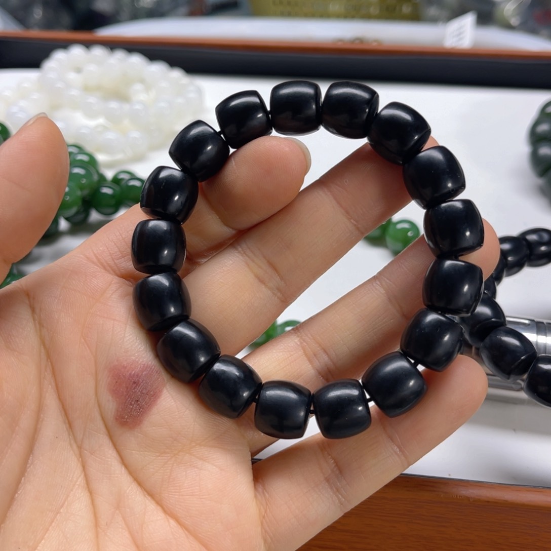 未镶嵌手链和田玉