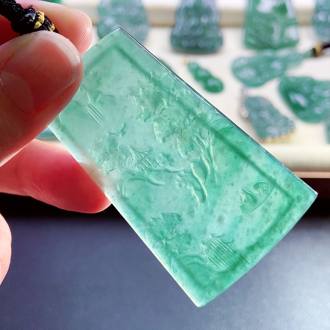 【闪购商品】翡翠未镶嵌颈饰天然