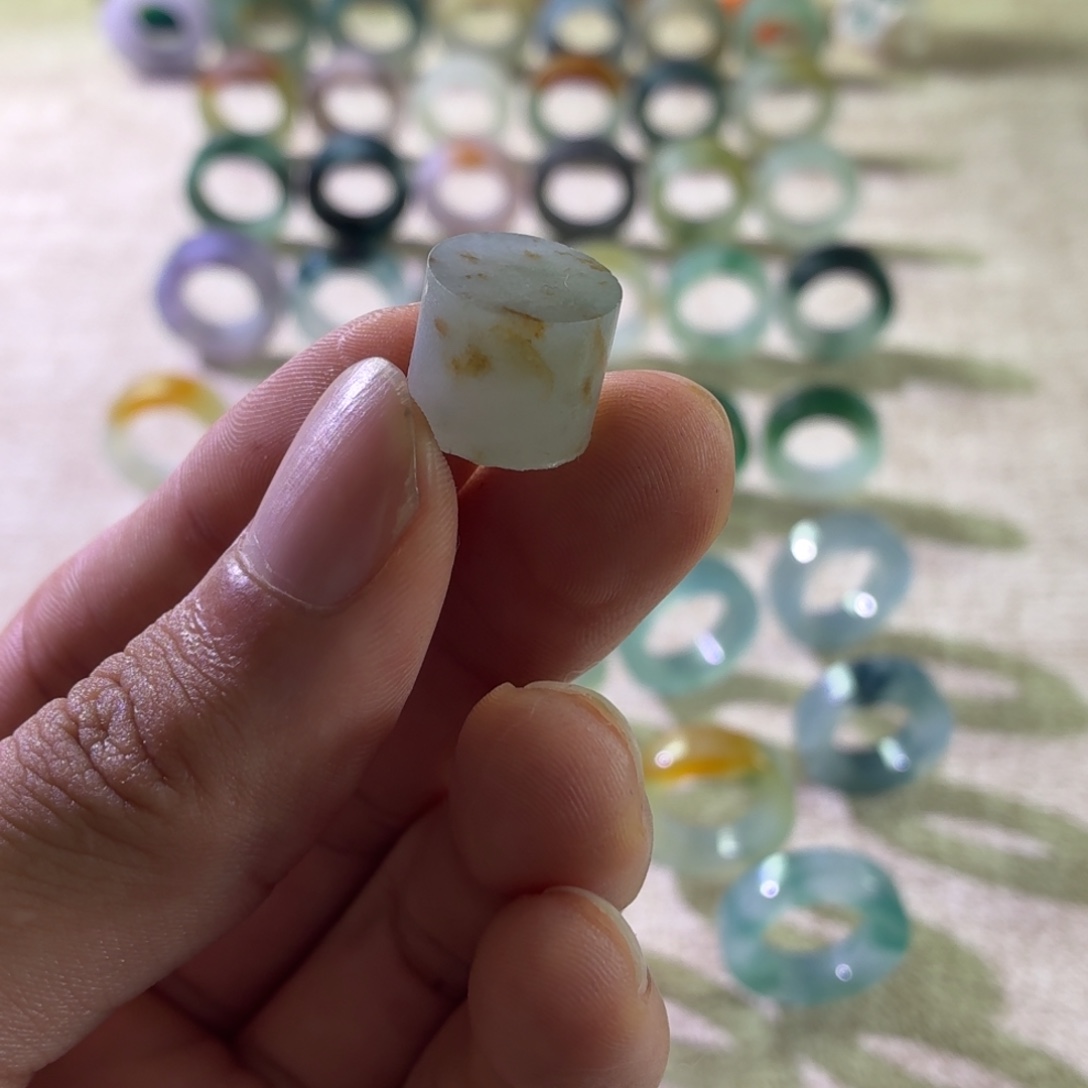 空***鸟定制翡翠未镶嵌戒心