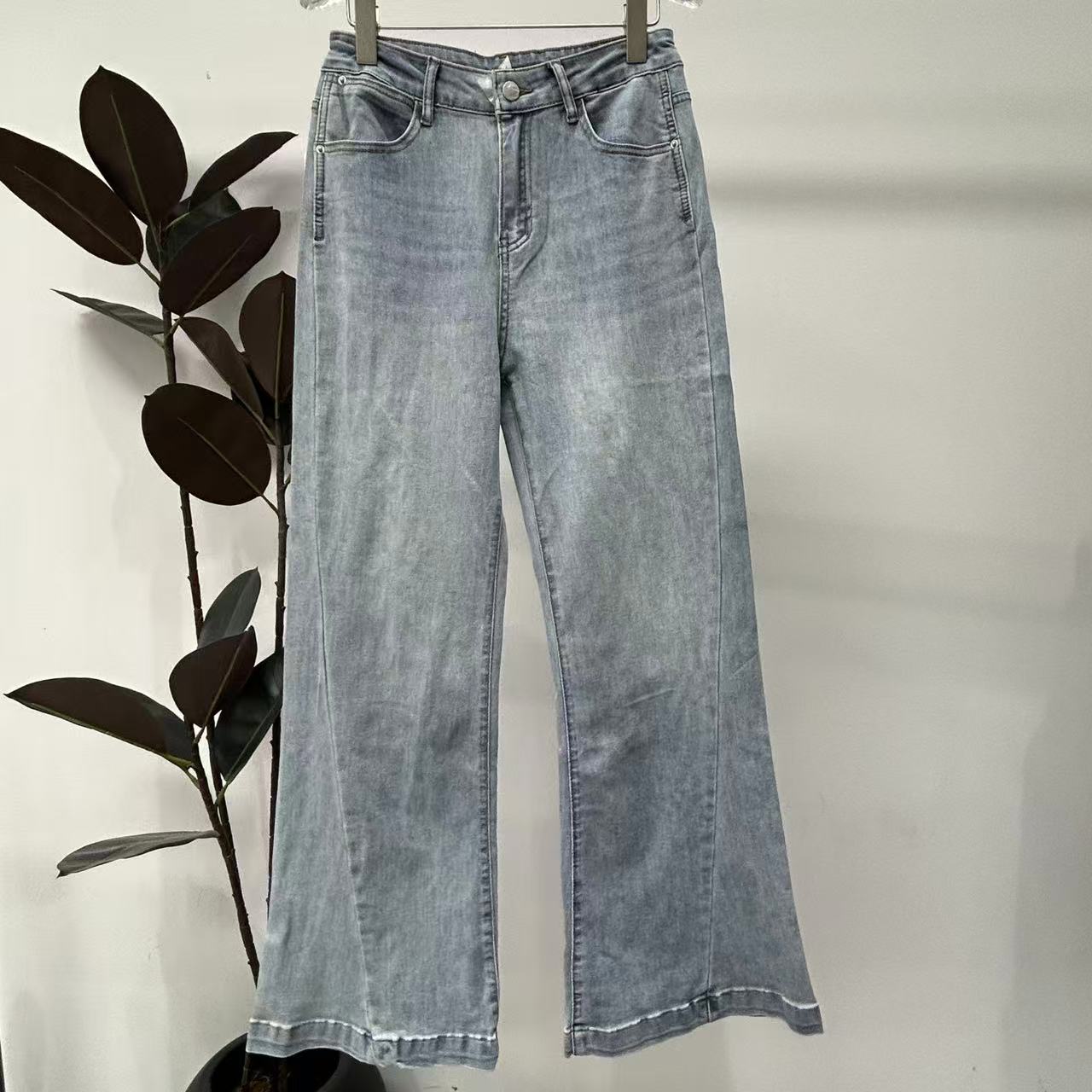 【晨浠定制】新款时尚百搭高腰微喇牛仔裤3323