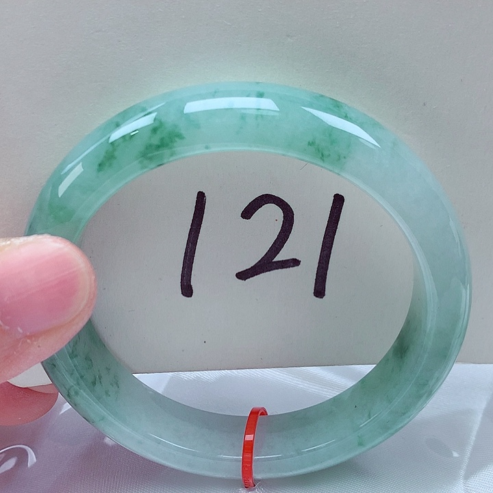 翡翠未镶嵌手镯翡翠