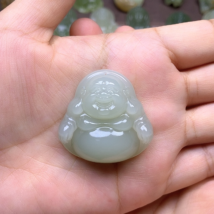 和田玉未镶嵌颈饰杨*