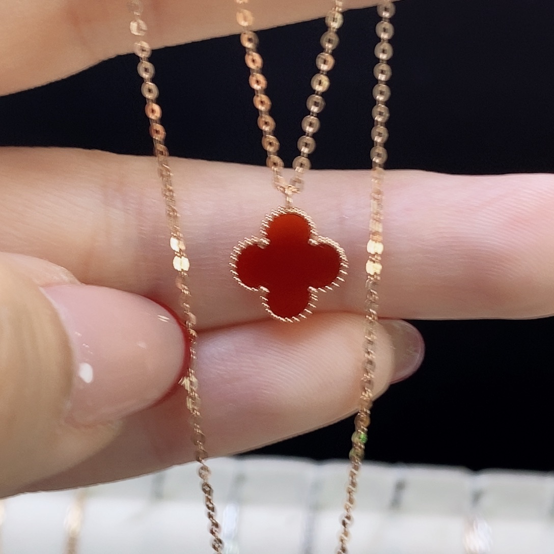 玛瑙/玉髓颈饰18K金镶嵌红k枚