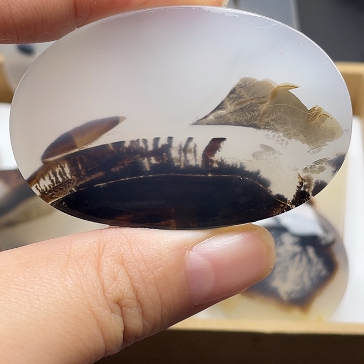 玛瑙/玉髓未镶嵌颈饰